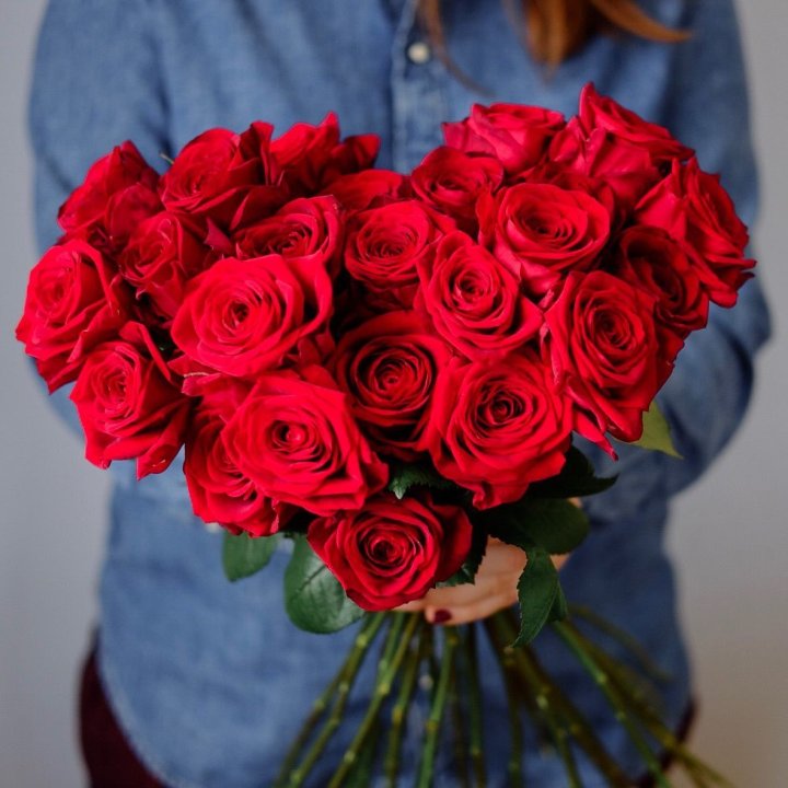 25 красных роз в Комсомольске-на-Амуре