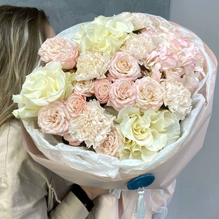 Дизайнерский букет "Джентел" в Комсомольске-на-Амуре