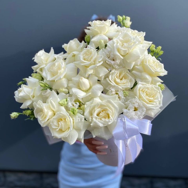 Коробка с цветами "Свен" в Комсомольске-на-Амуре