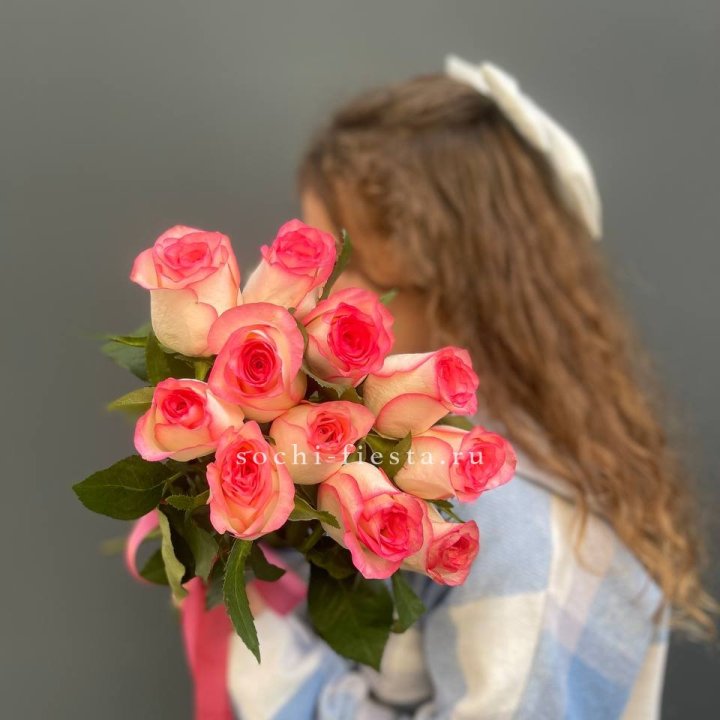 11 роз "Джумилия" в Комсомольске-на-Амуре