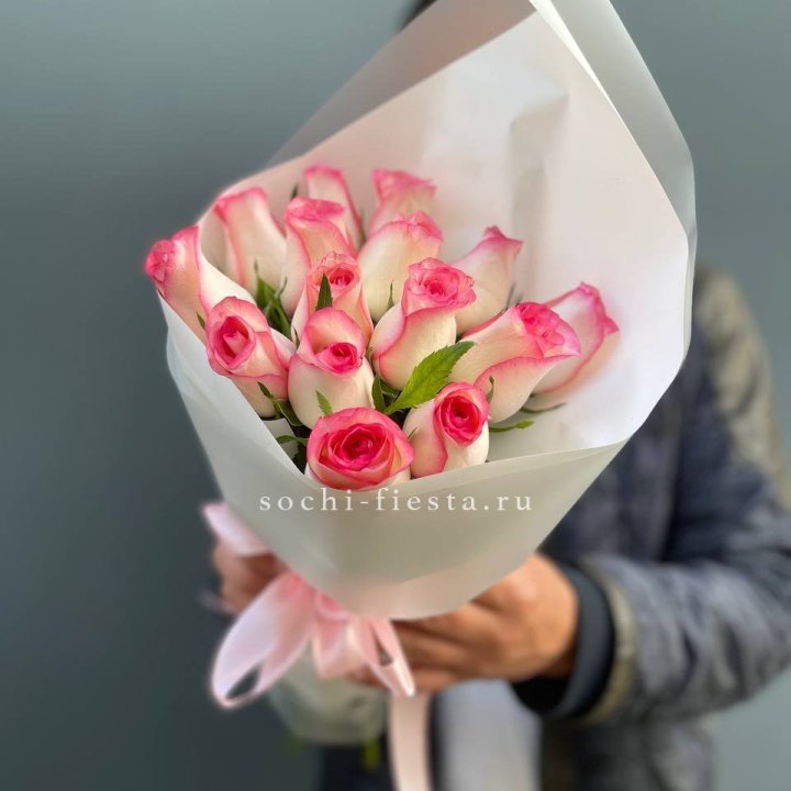 15 роз "Джумилия" в Комсомольске-на-Амуре