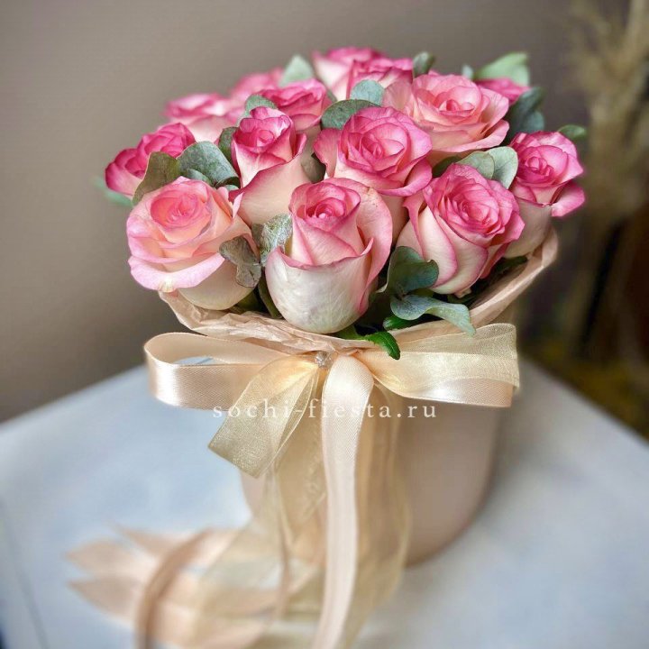 19 Роз Джумилия в коробке в Комсомольске-на-Амуре