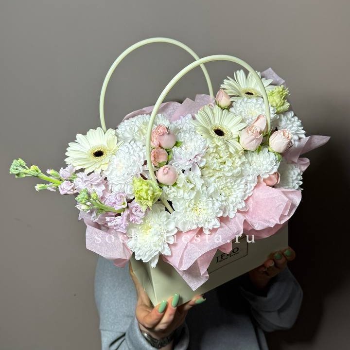 Сумочка "Белый рассвет" в Комсомольске-на-Амуре