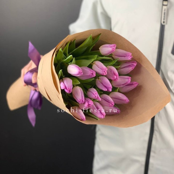19 розовых  тюльпанов в Комсомольске-на-Амуре