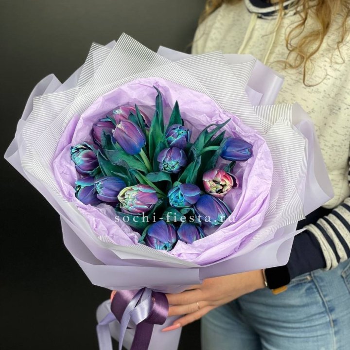 Букет тюльпанов "Пандора" в Комсомольске-на-Амуре