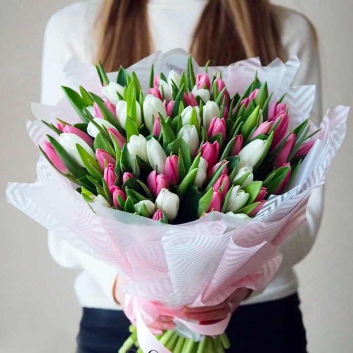 Букет тюльпанов "Лолита" в Комсомольске-на-Амуре
