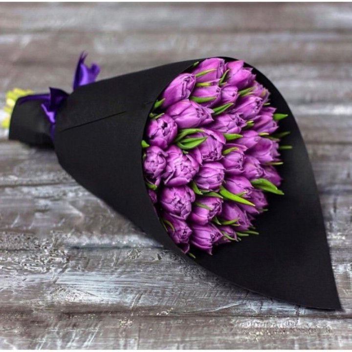 Пионовидные тюльпаны блэк в Комсомольске-на-Амуре