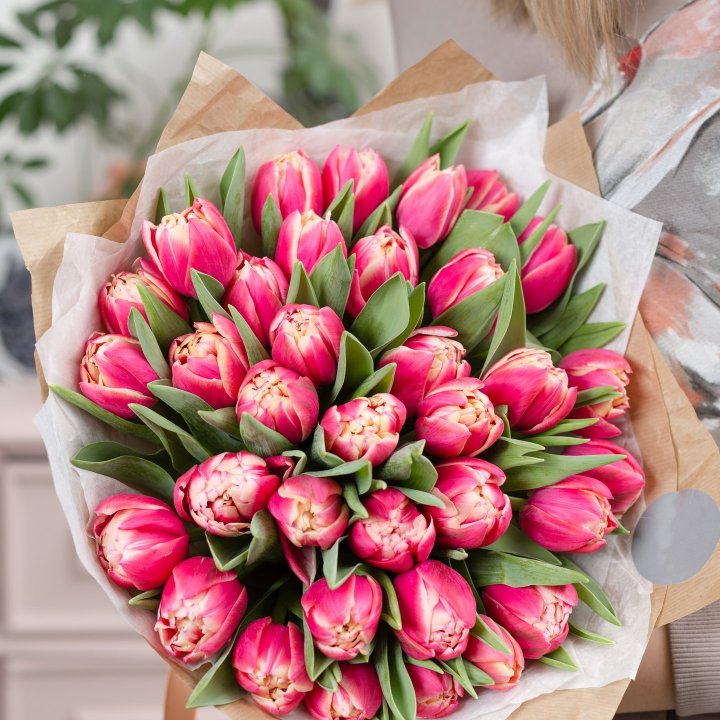 Букет пионовидных тюльпанов в Комсомольске-на-Амуре