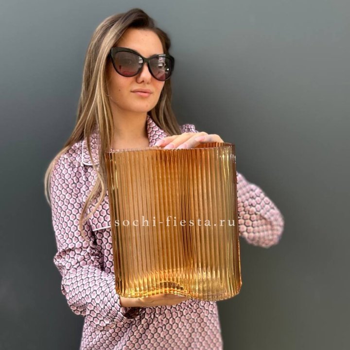 Стеклянная ваза №7 в Комсомольске-на-Амуре